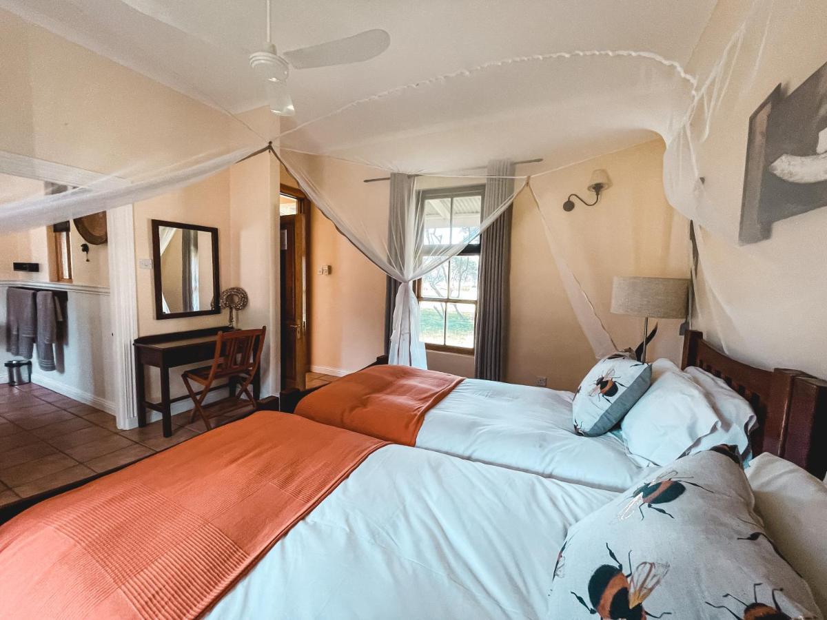 Ngangane Lodge & Reserve Франсистаун Экстерьер фото